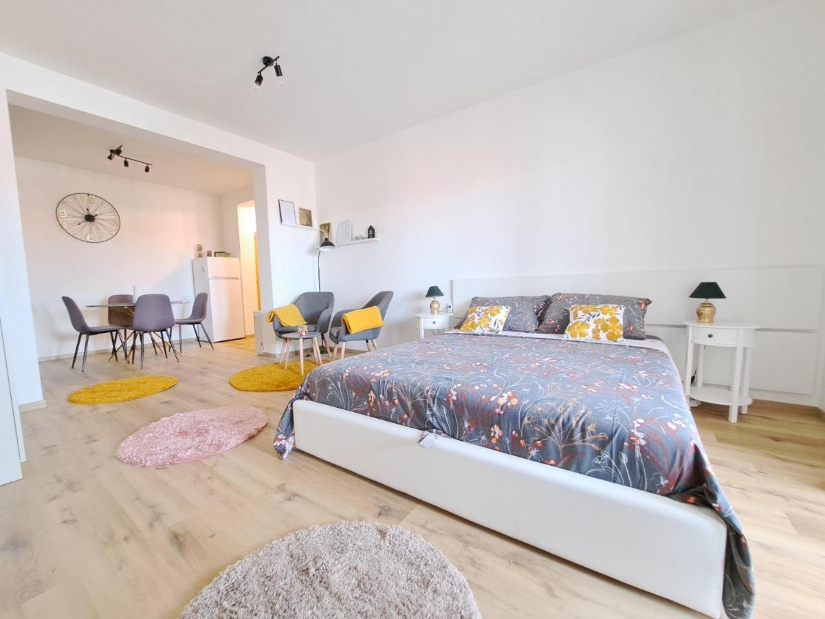Apartman Karmen Vodice Exterior photo