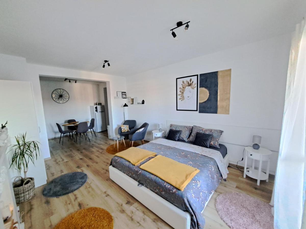 Apartman Karmen Vodice Exterior photo